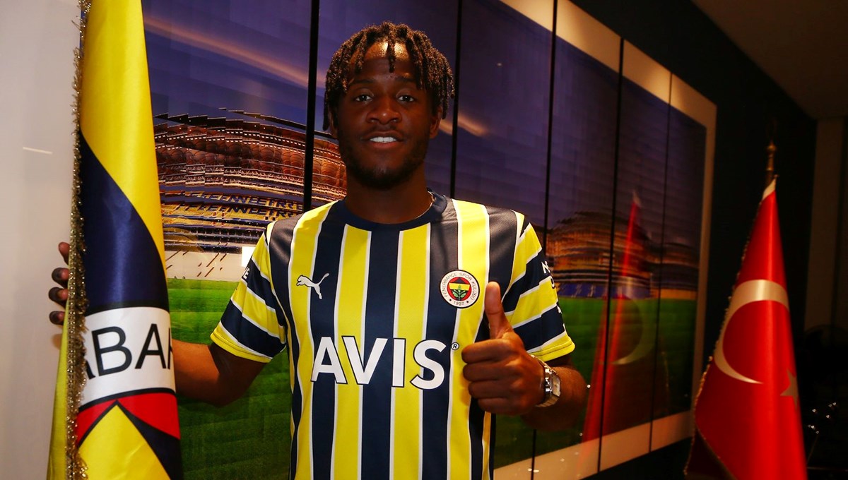 Fenerbahçe Batshuayi'yi açıkladı